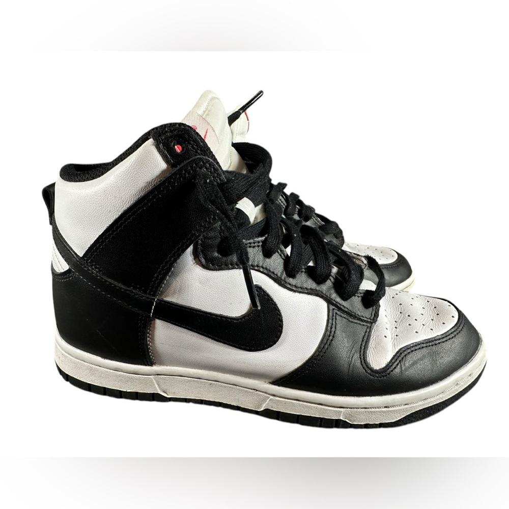 Nike Dunk High Panda Black White University Red Womens Size 7 DD1869-103